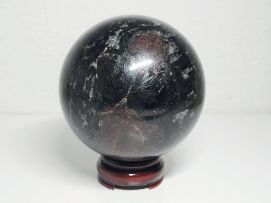 ガーネットインヌーマイト 2kg 原石 鑑賞石 自然石 誕生石 鉱物 鉱石 水石