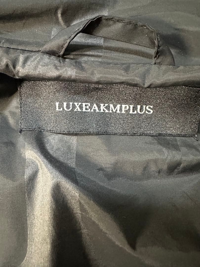 LUXEAKMPLUS フード付きダウンジャケット