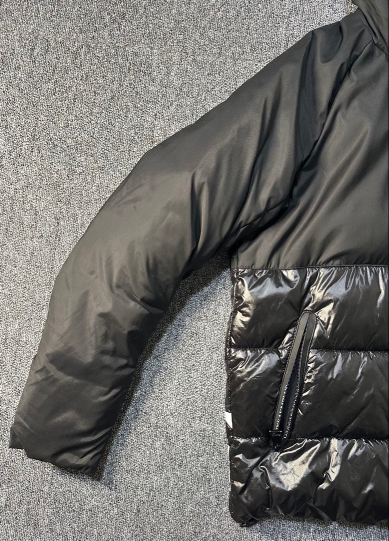 LUXEAKMPLUS フード付きダウンジャケット