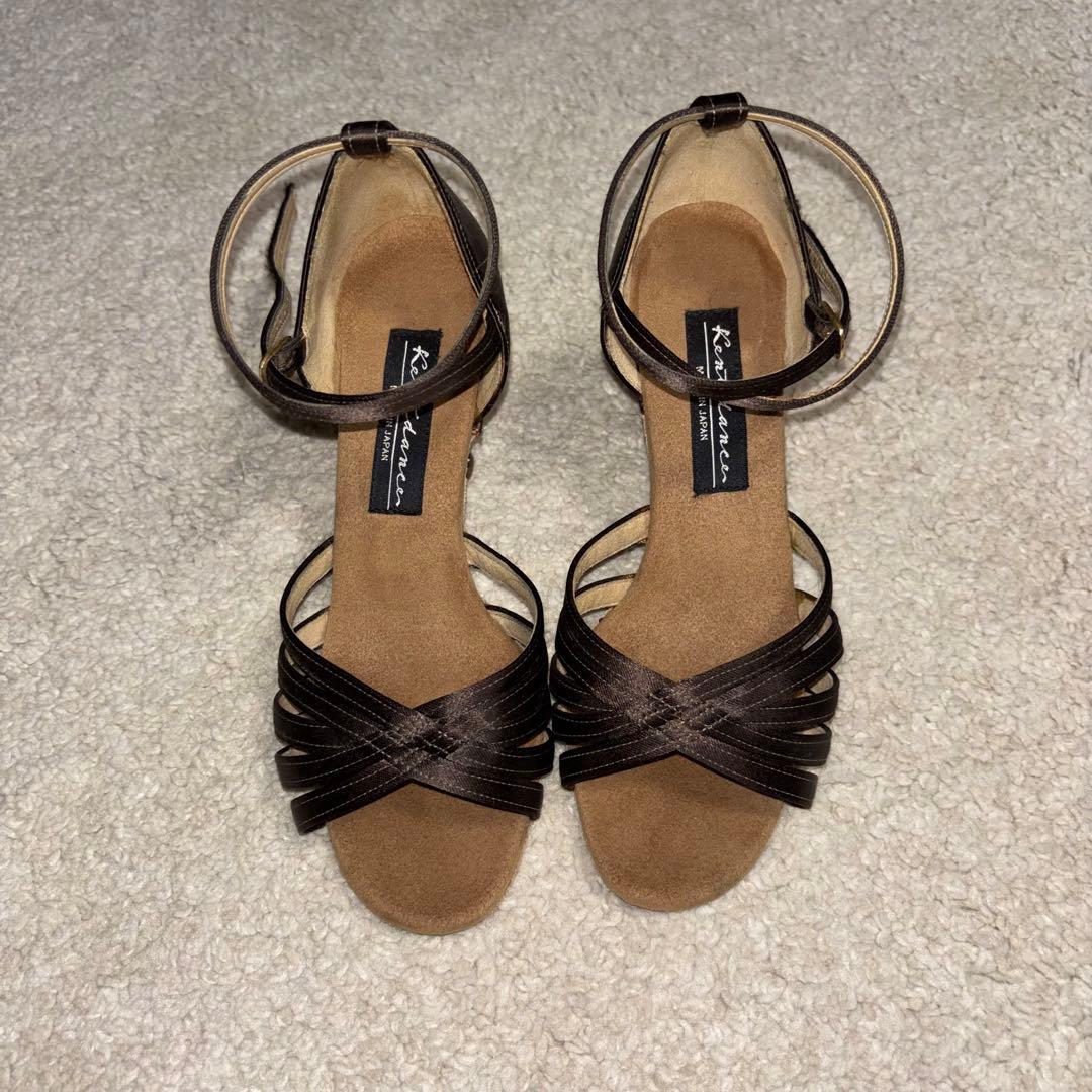 美品　社交ダンス　ラテン　シューズ　サテン　ホワイト　ヒール約7cm 21cm