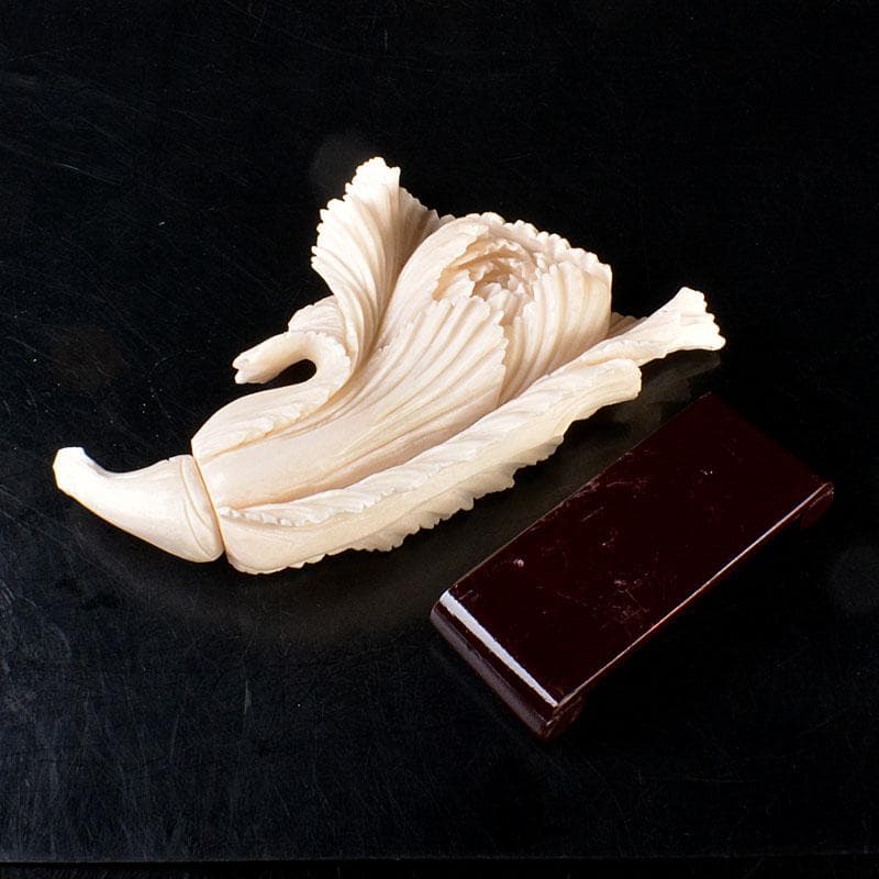 中国　玉石白玉彫刻　白菜　置物　飾台付　C　6846