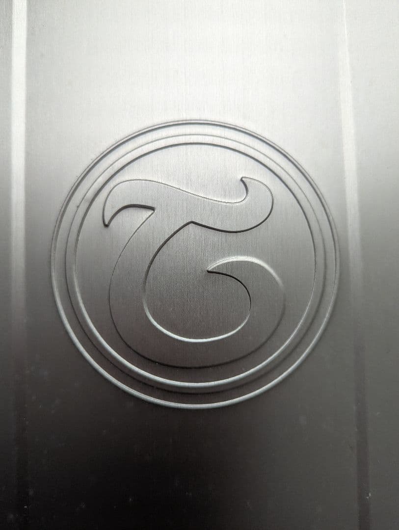 超非売品！タンカレー アルミ製キャリーケース