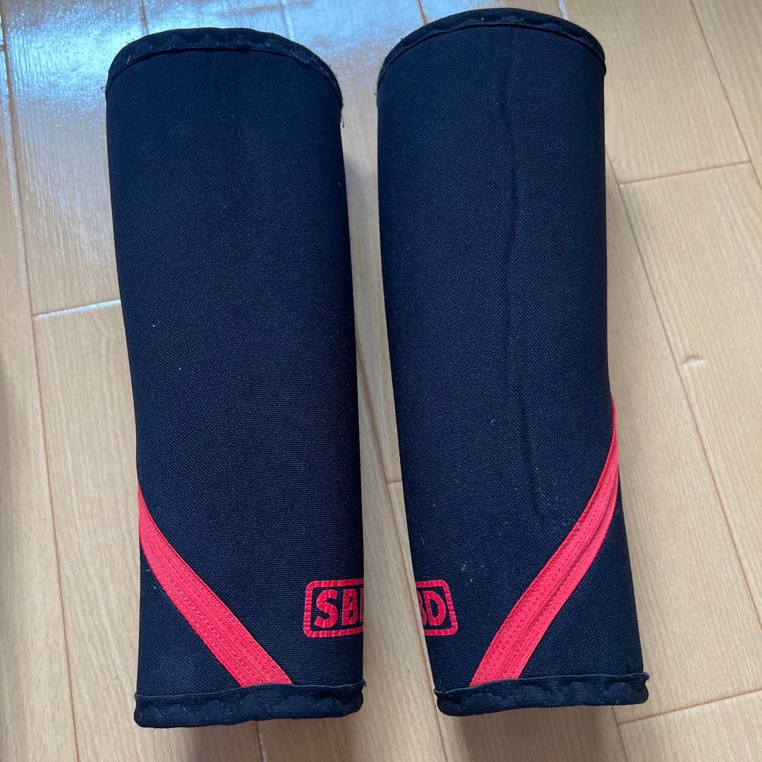 SBD ニースリーブXXS 黒/赤