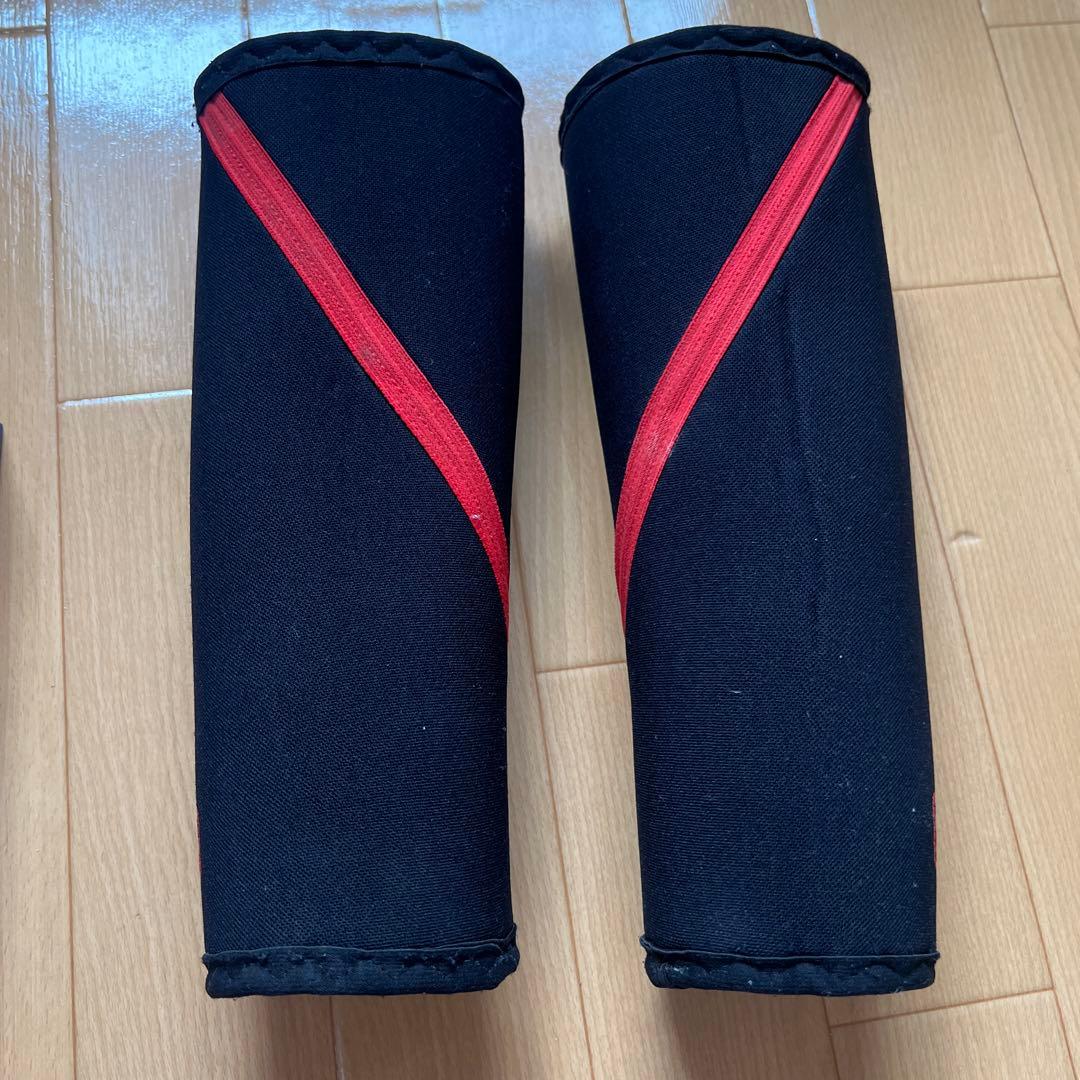 SBD ニースリーブXXS 黒/赤