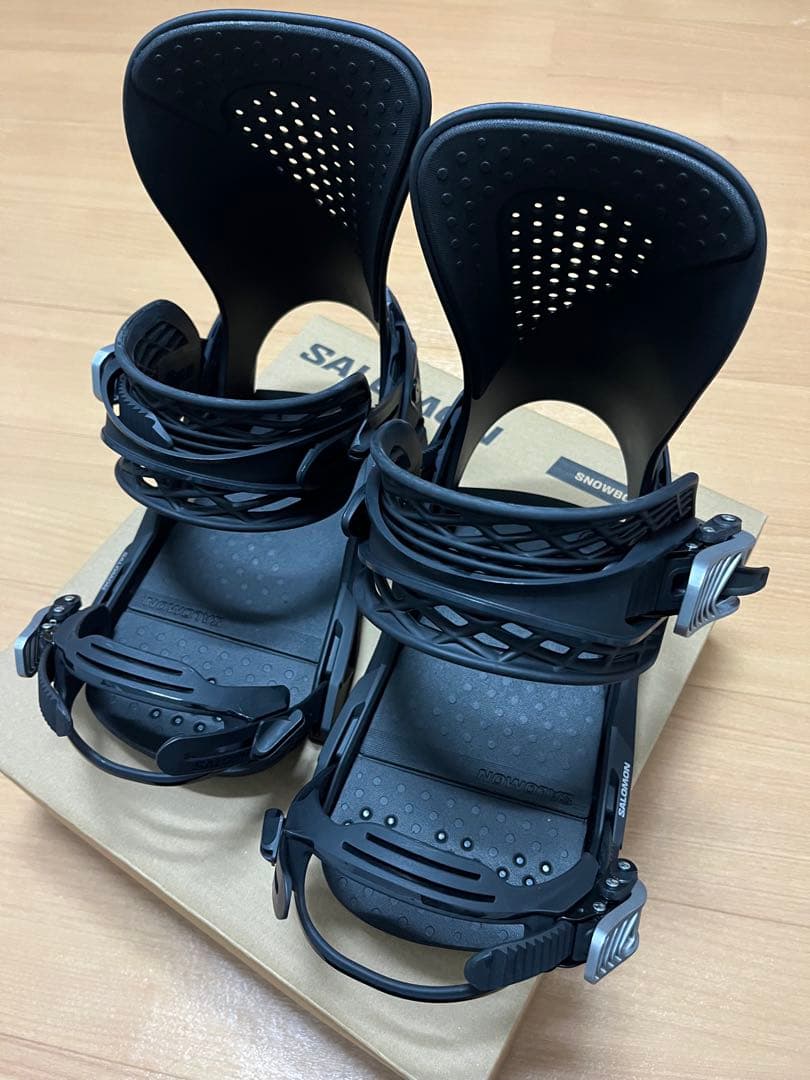 Salomon Hologram ブラック ビンディング M 美品