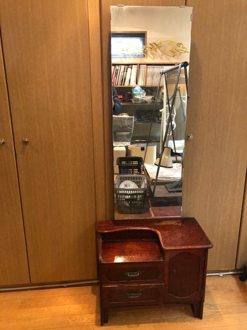 ドレッサー　鏡台　送料8,600円込み　高さ160㎝×幅60㎝×奥行31㎝