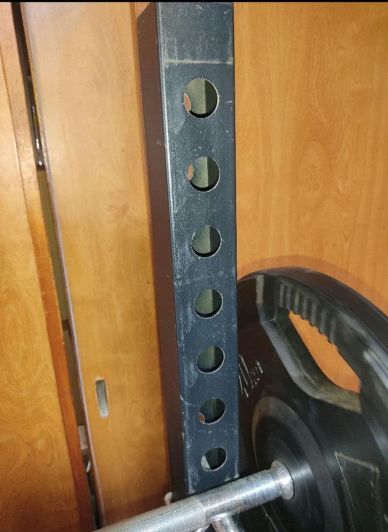 ベンチプレススクワットラック　引取限定、神戸市からです。