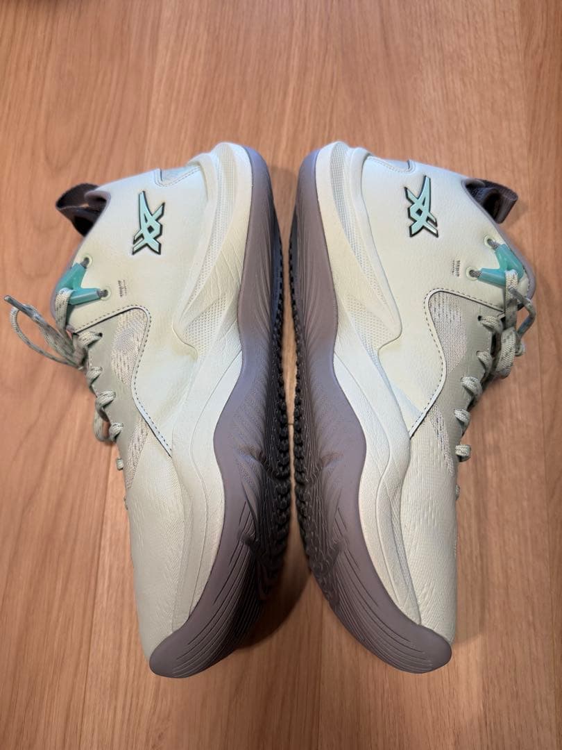 NOVA SURGE LOW2 ノヴァサージロー2 asics 27.0cm