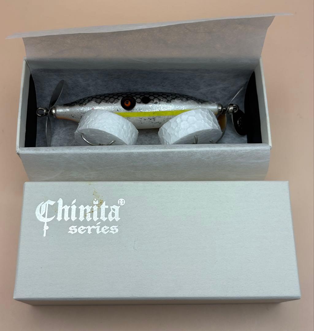 アカシブランド　New カポニータ シャッドイメージ　未使用品