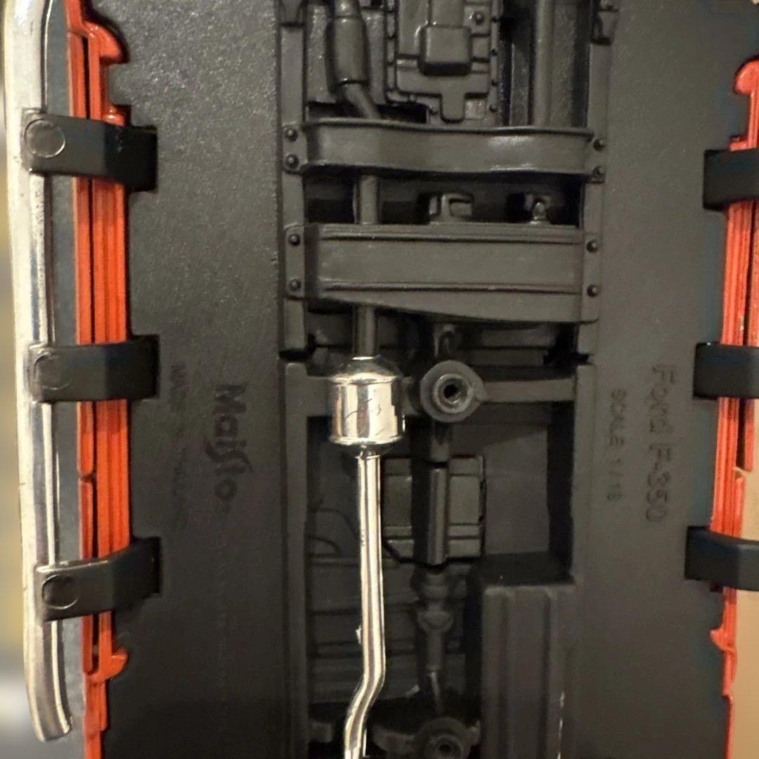 ミニカー maisto! 2004 Ford F-350 Harley Davidson