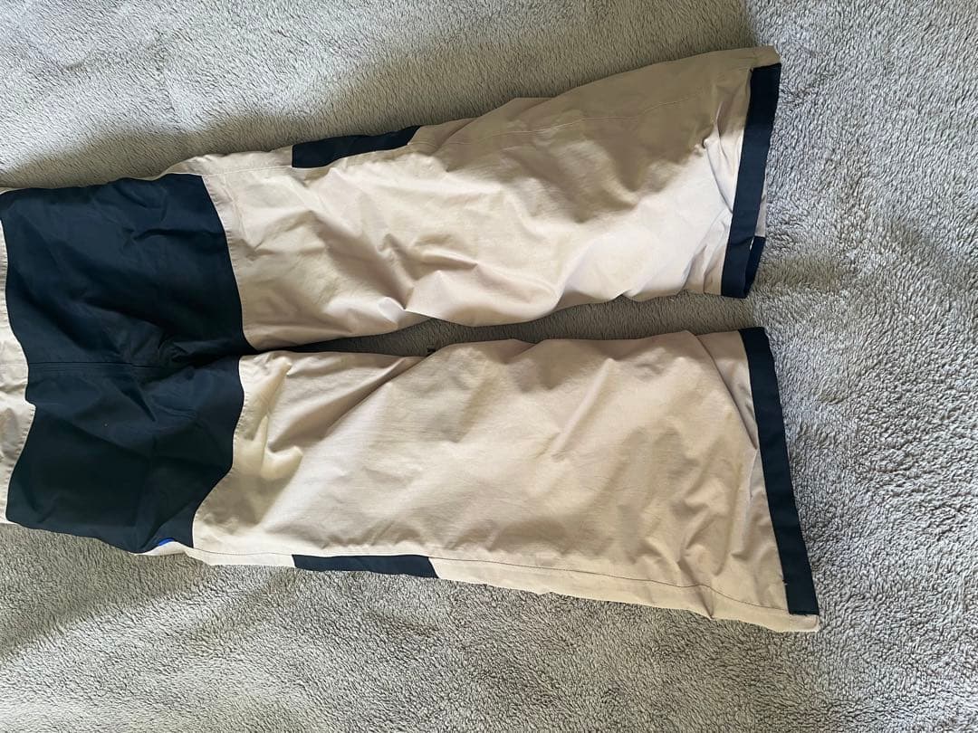 リリカ☺︎約4.5万 Burton キッズ スキマー ジャケッxs