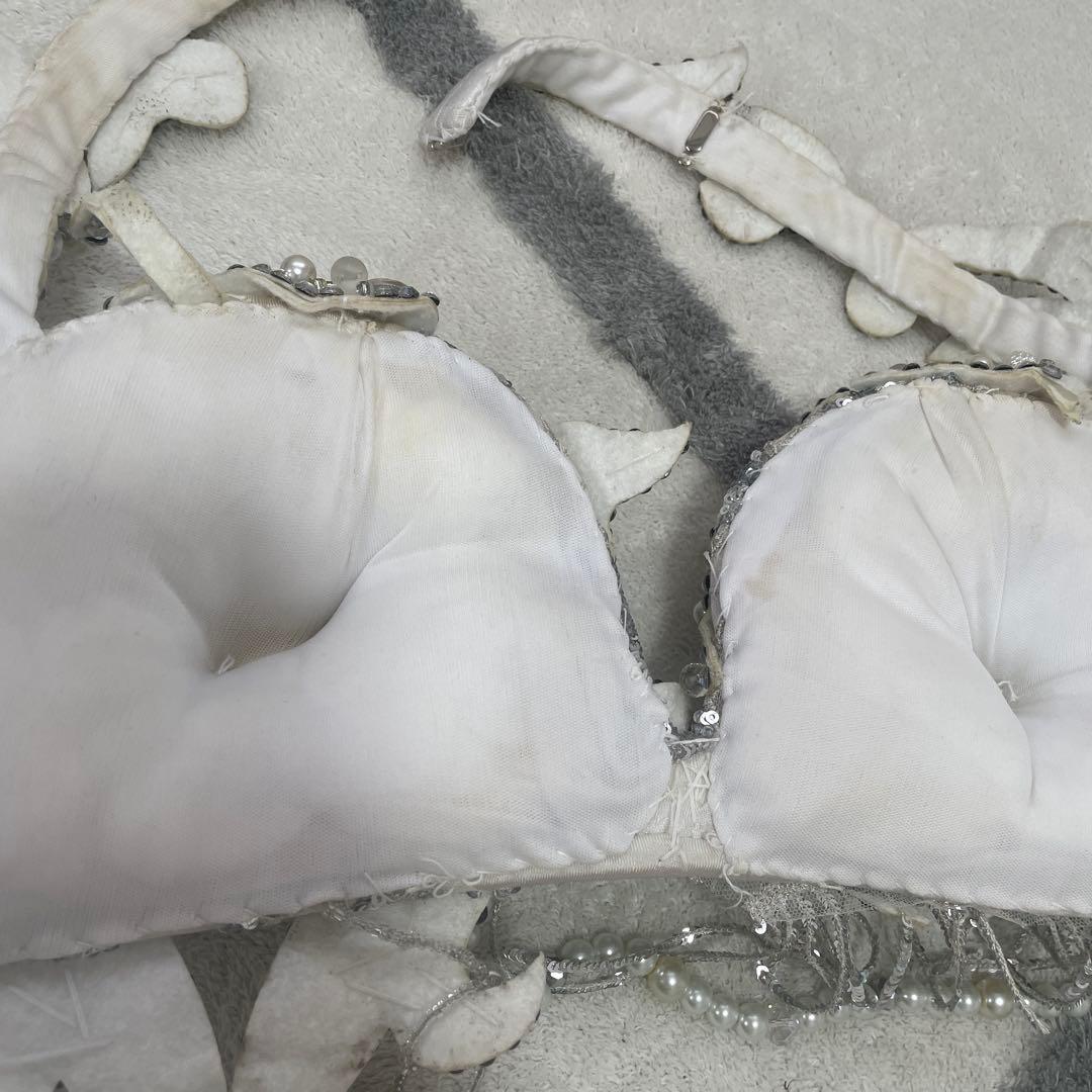 ベリーダンス 衣装　ホワイト