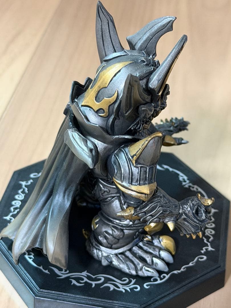 牙狼デフォルメ魔戒コレクション　黄金騎士ガロメッキver. 暗黒騎士キバ　セット