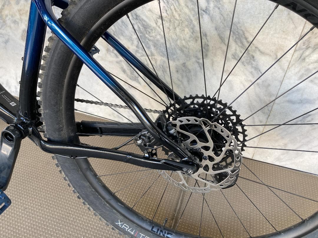 Trek Roscoe 8 2022 (Gen3) アルミマウンテンバイク