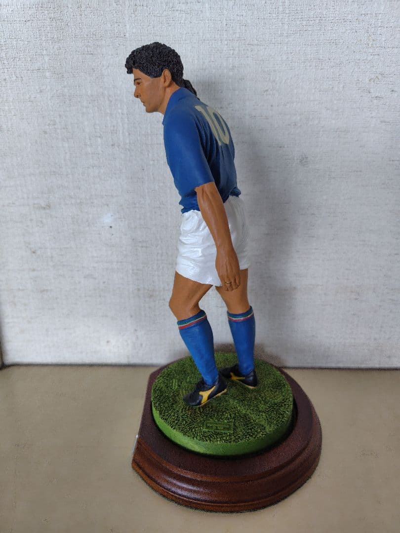 ロベルト・バッジョ フィギュア 10番 限定版