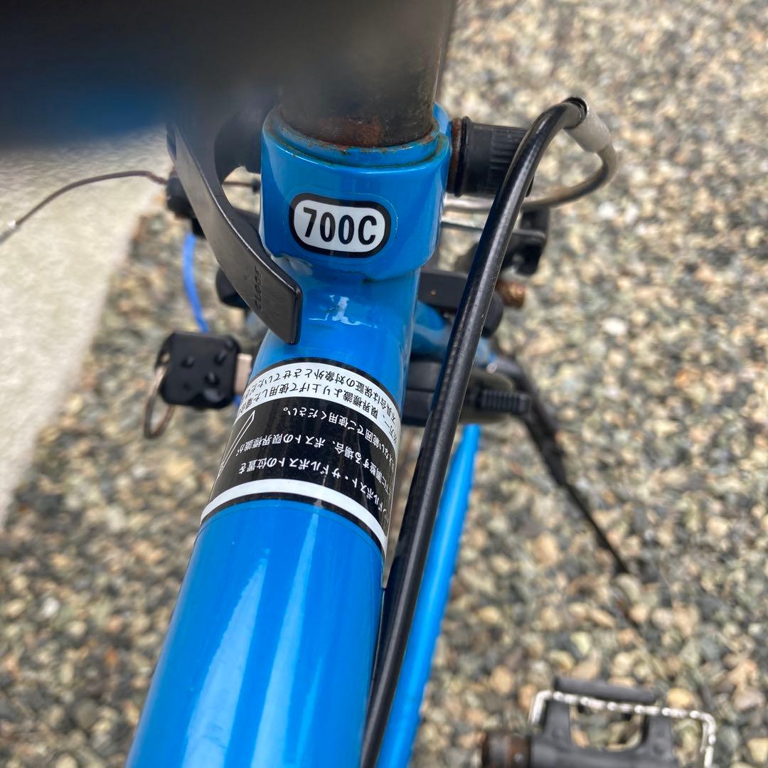 引取り限定　福岡　クロスバイク　700cc 27インチ　鮮やかなブルー　通勤通学