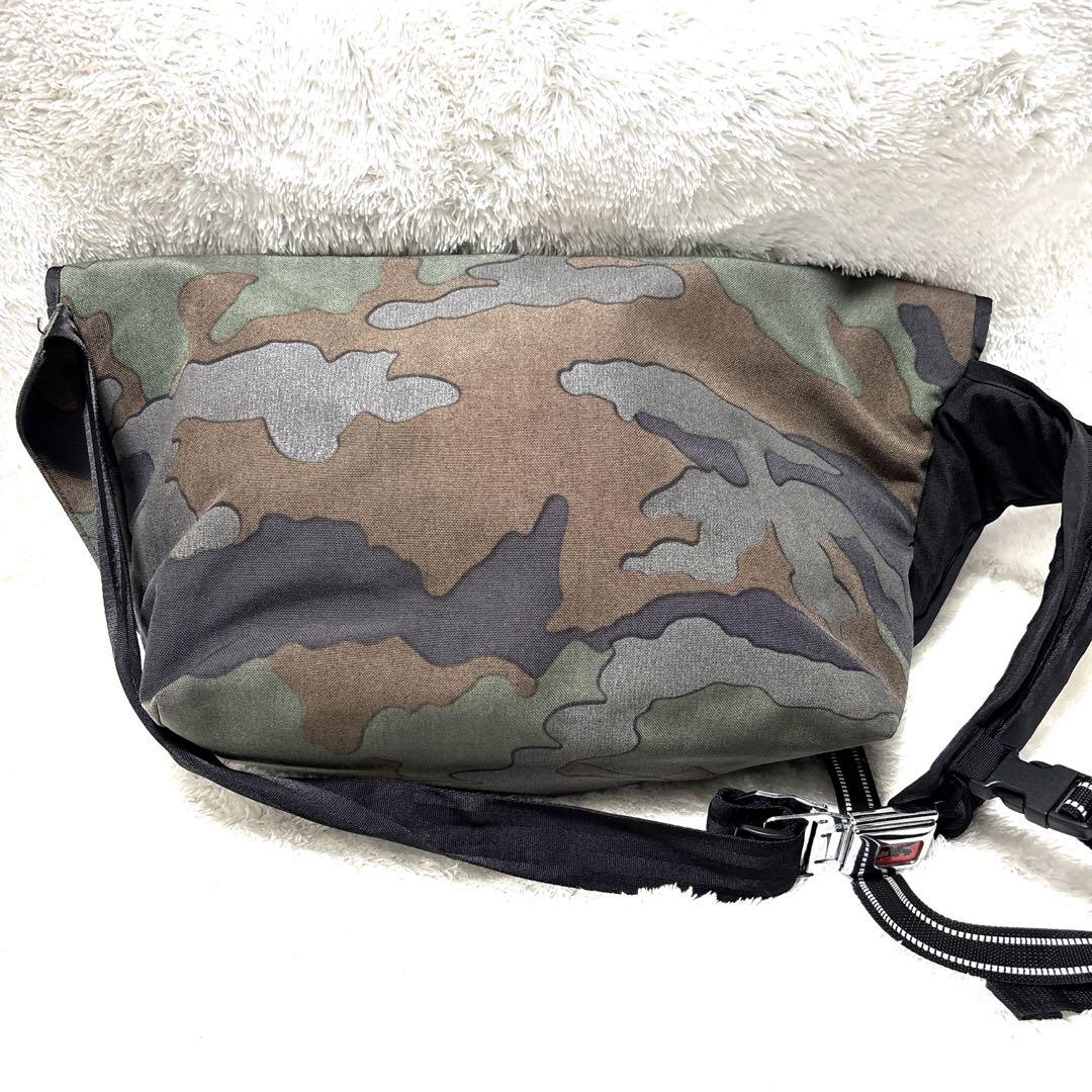 最終値下げ 希少　CHROME メッセンジャーバッグ