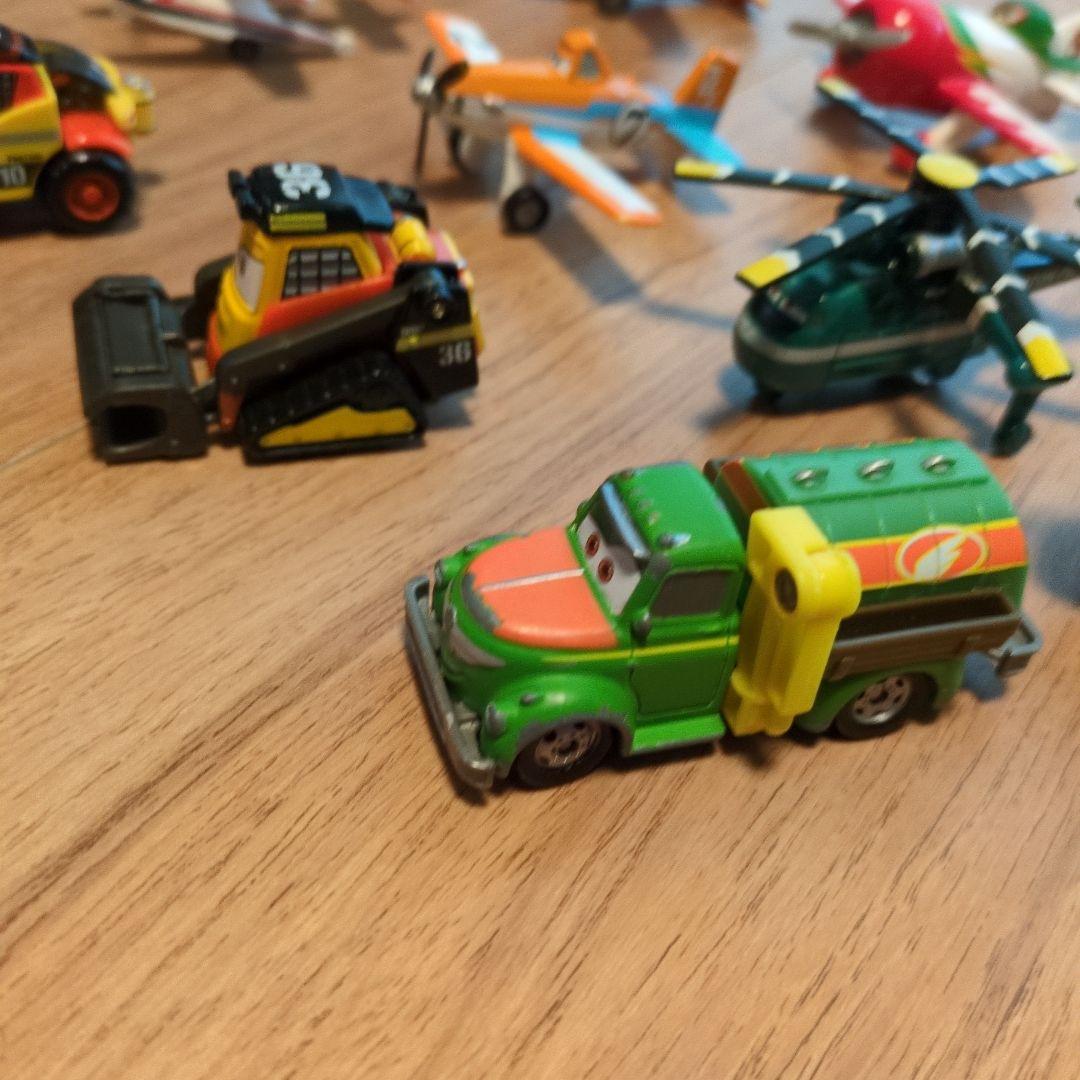 くわばら　トミカプレーンズ　13台セット