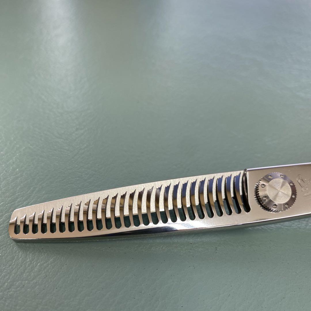 6インチセニングシザー 35% 前後 新品未使用 理美容　シザー　はさみ