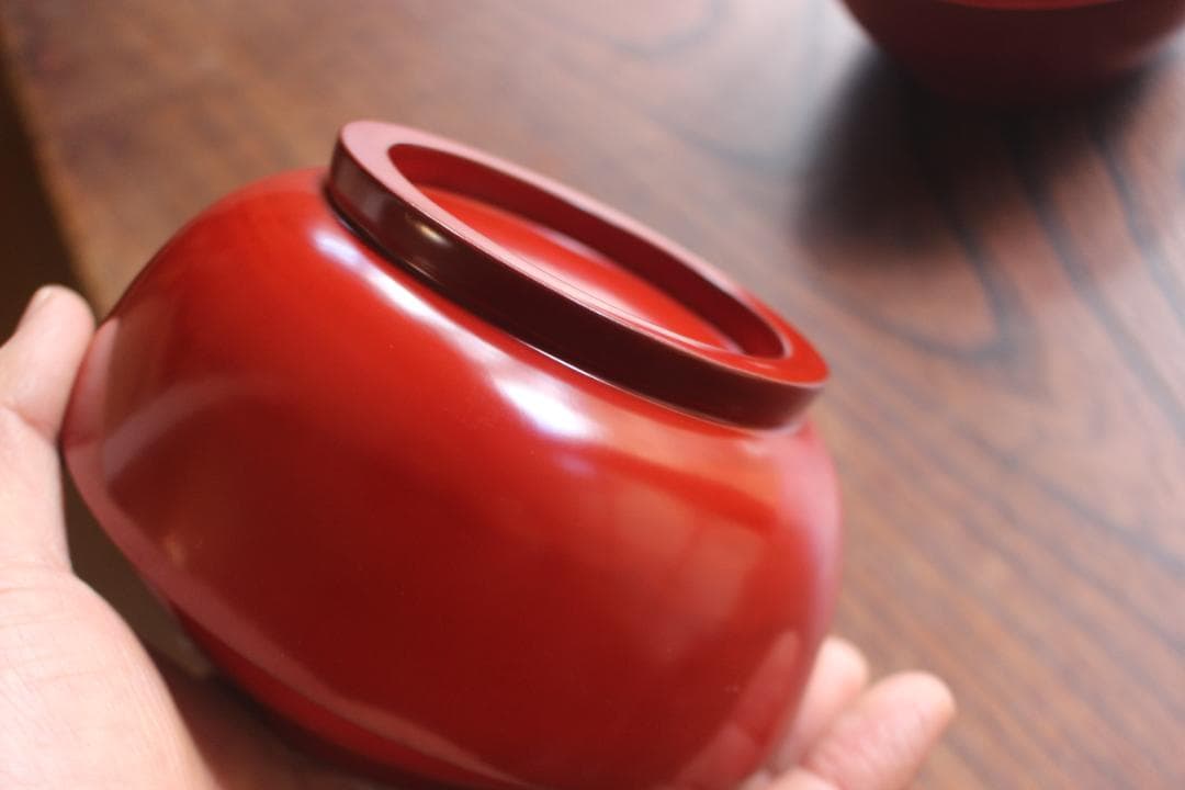 時代逸品！上質朱漆に極上松葉蒔絵の映えるお椀2点（検輪島塗雑煮椀煮物椀