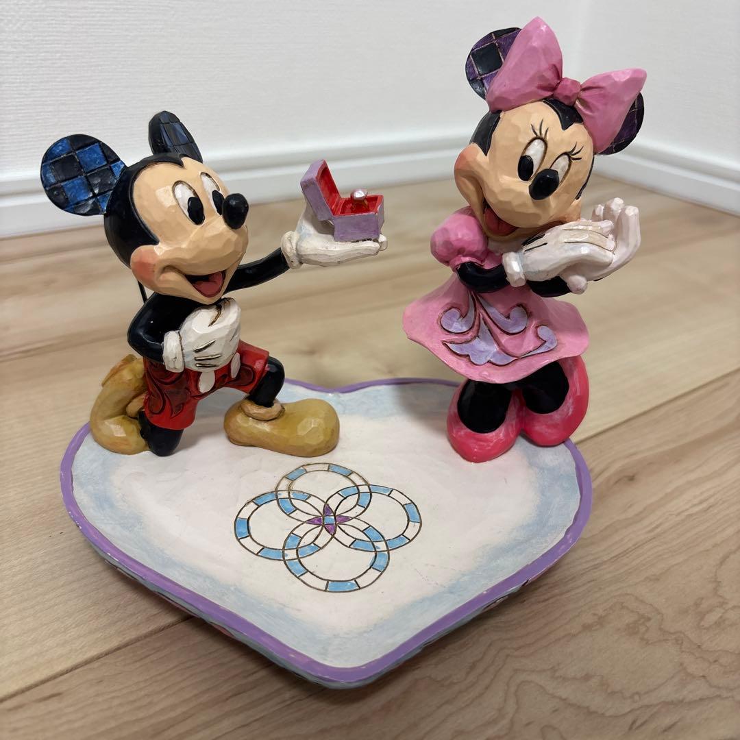 ディズニートラディション　ミッキー、ミニーの置物