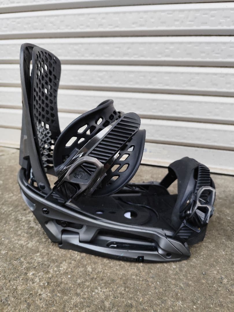Burton Genesis EST Мサイズ　ビンディング ブラック
