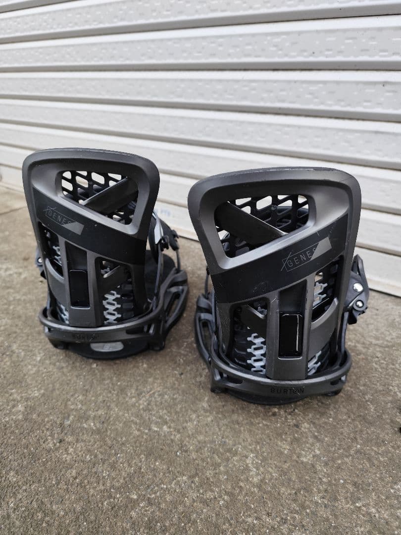 Burton Genesis EST Мサイズ　ビンディング ブラック