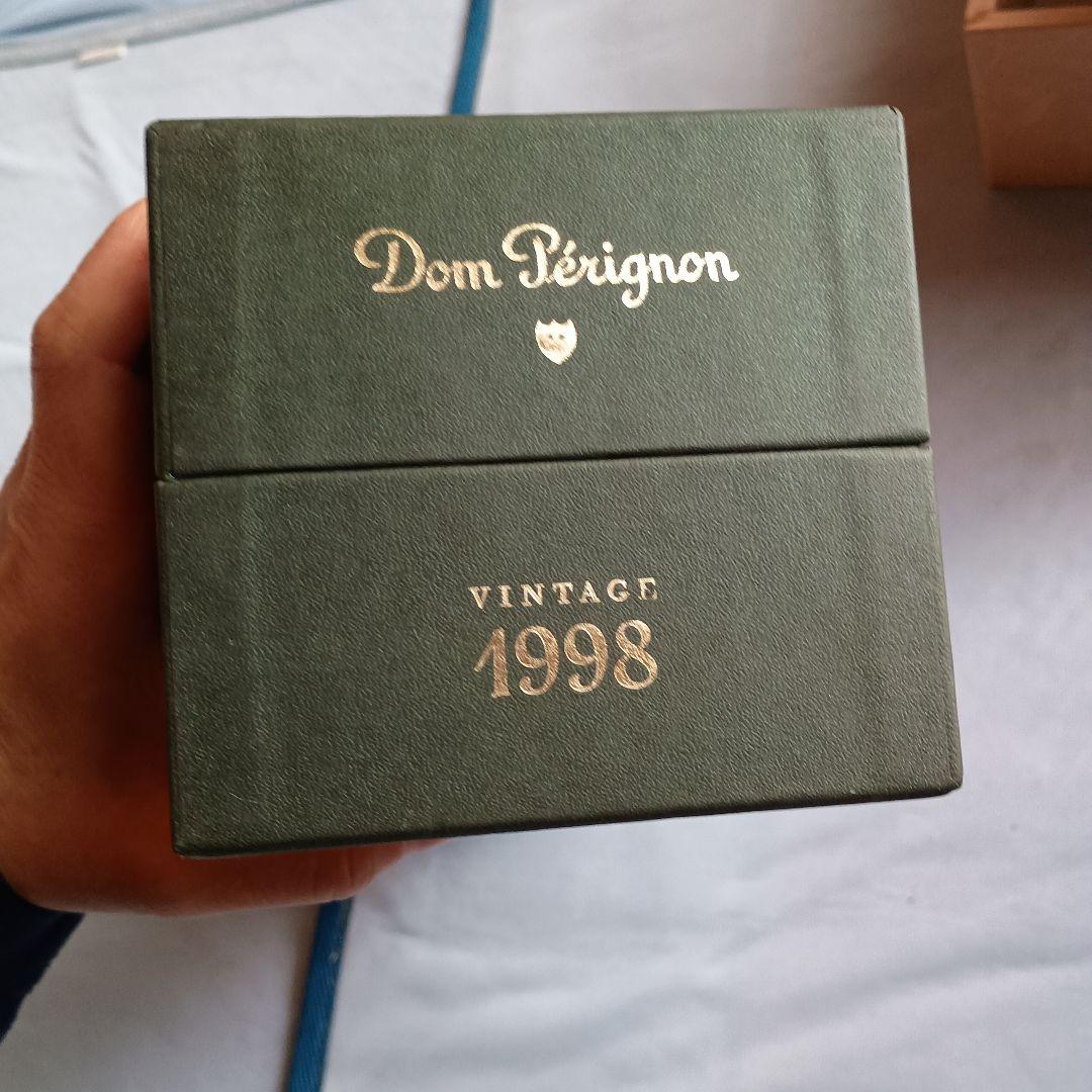 Moët & ChandonChampagne DomPérignon 1998