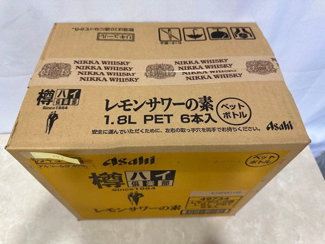 17) 格安！アサヒ「樽ハイ倶楽部レモンサワ一の素 1800ml」の6本セット