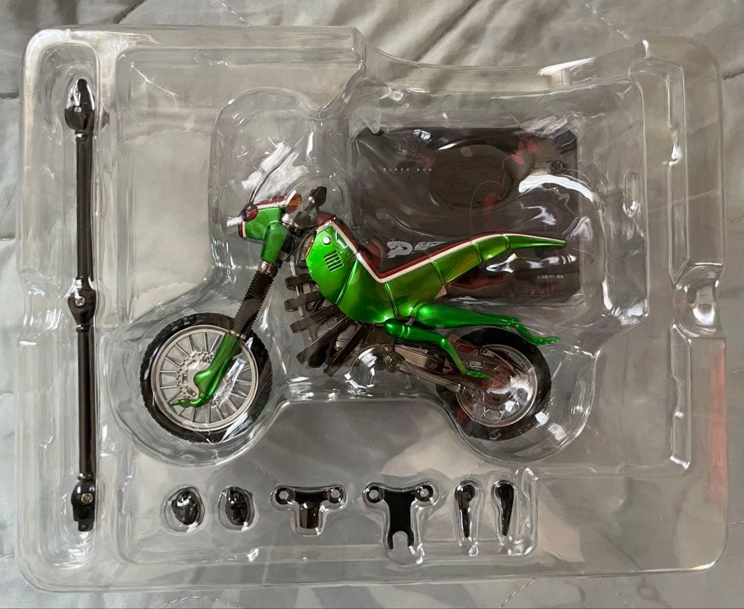 S.H.Figuarts 仮面ライダーBLACK バトルホッパー