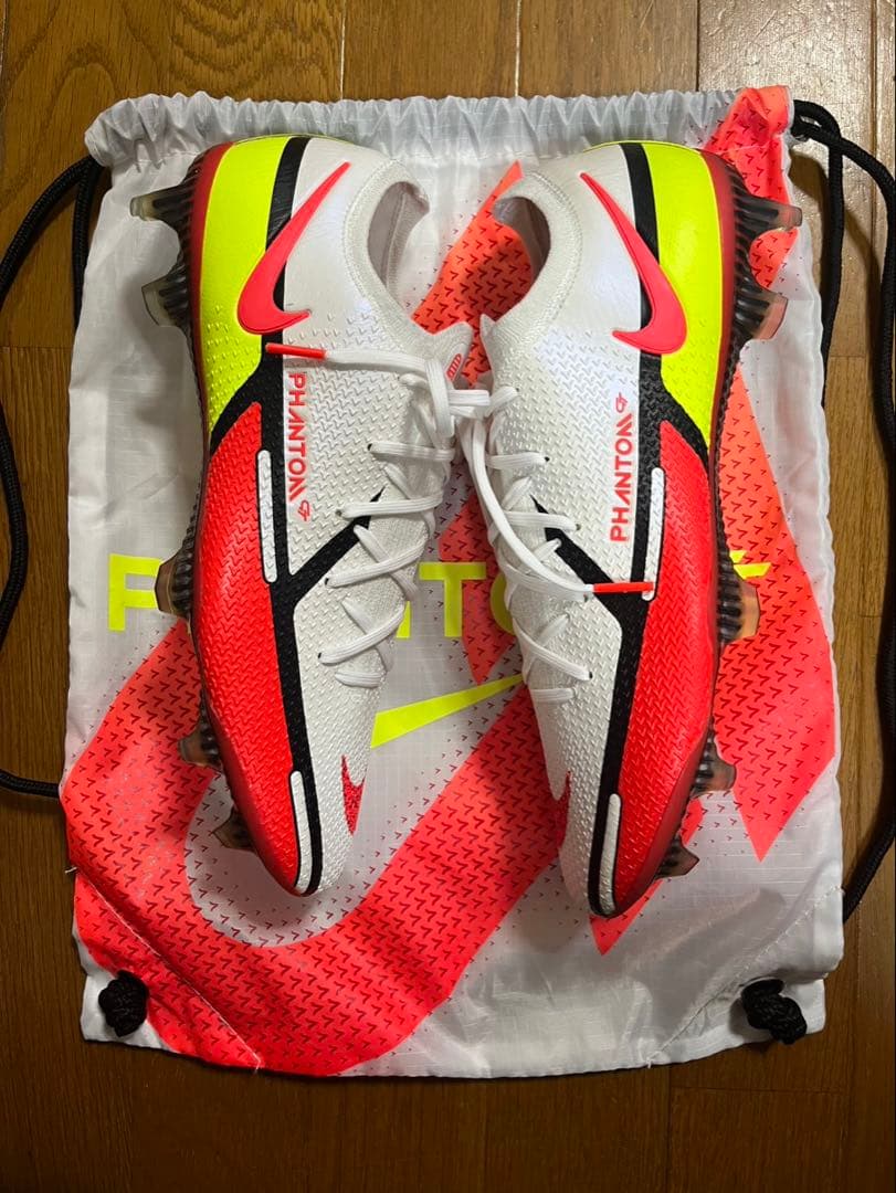 Nike Phantom GT スパイク ホワイト/レッド/イエロー【希少】