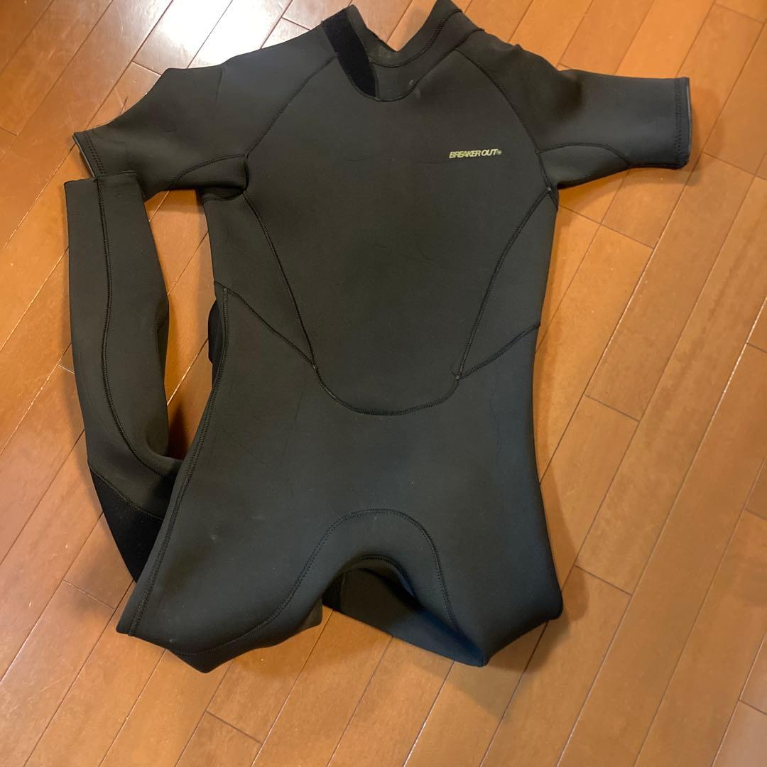 BREAKOUT ブラック シーガルウェットスーツ US-L/JPN-XL
