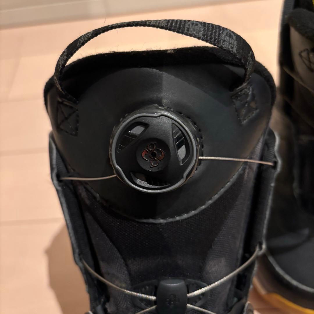 子ども用スノーボードブーツ 黒/黄色 ボアシステム