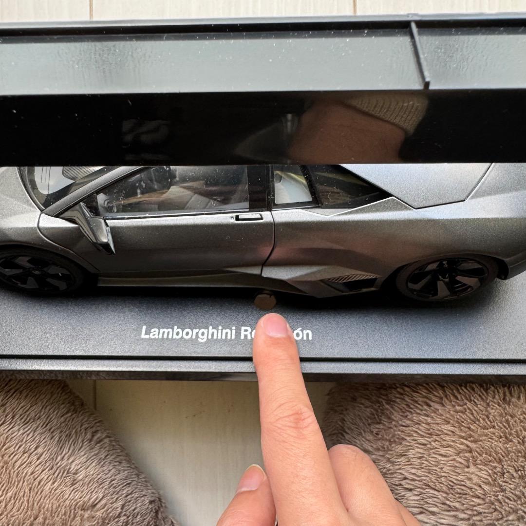 AUTOart 1/18 ランボルギーニ レヴェントン Reventon