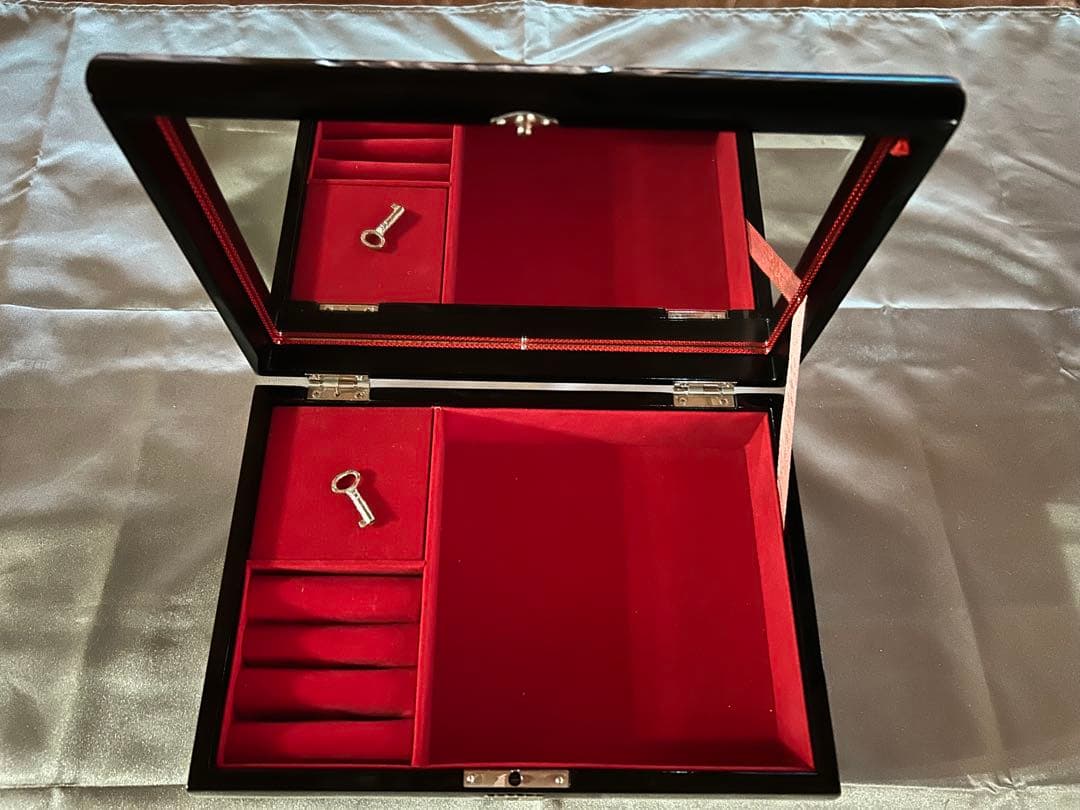 秋田伝統工芸品川連漆器宝石箱