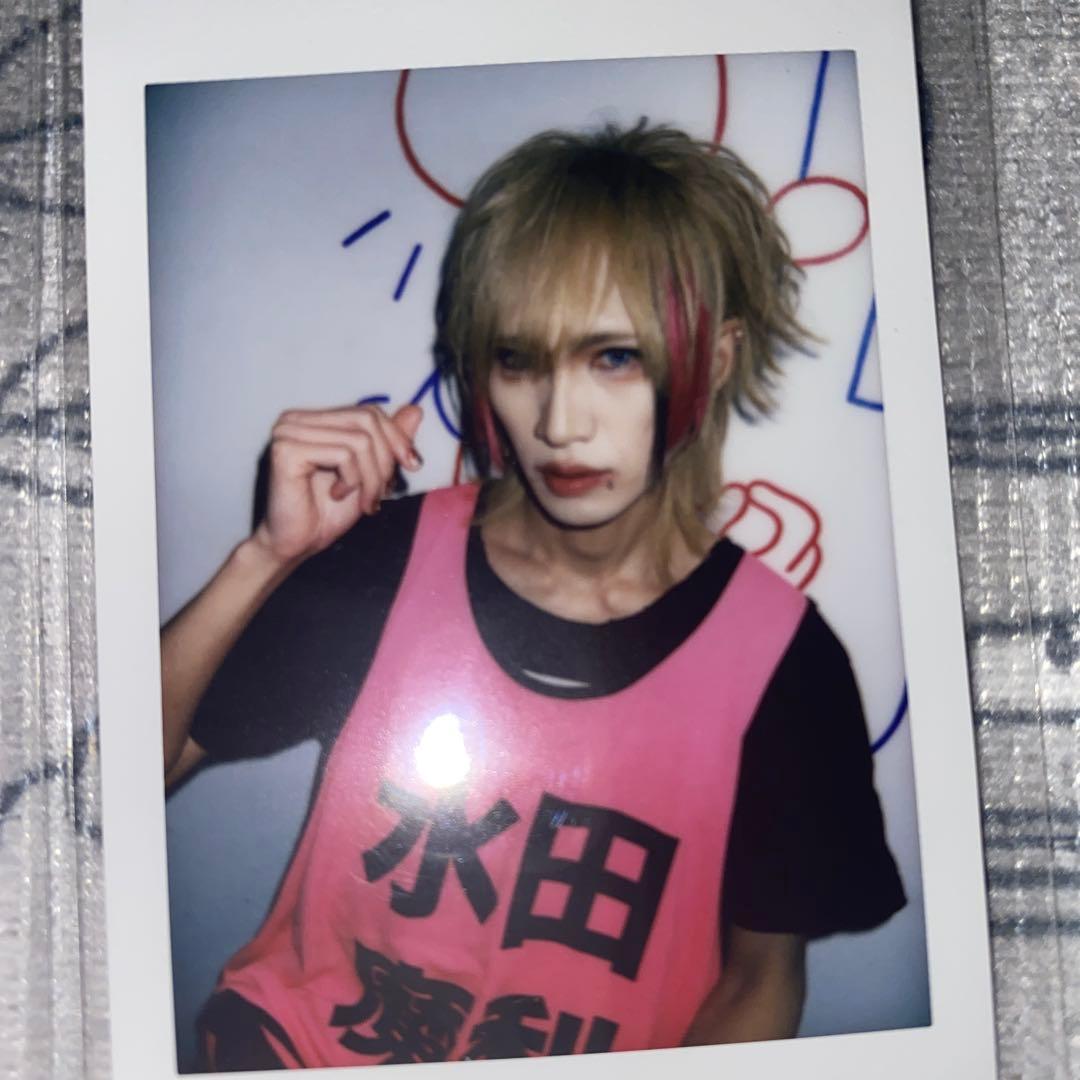 0.1gの誤算　　水田魔梨　チェキ