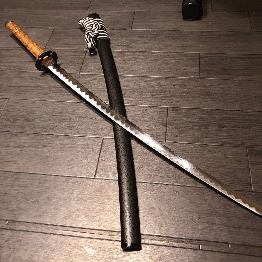 高級模造刀　籐巻拵え　高級居合刀　白黒結び　合金　籐巻柄
