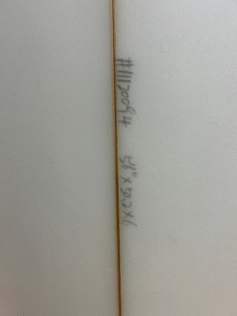 サーフボード 赤いインディアンロゴ クリーム色　5.6