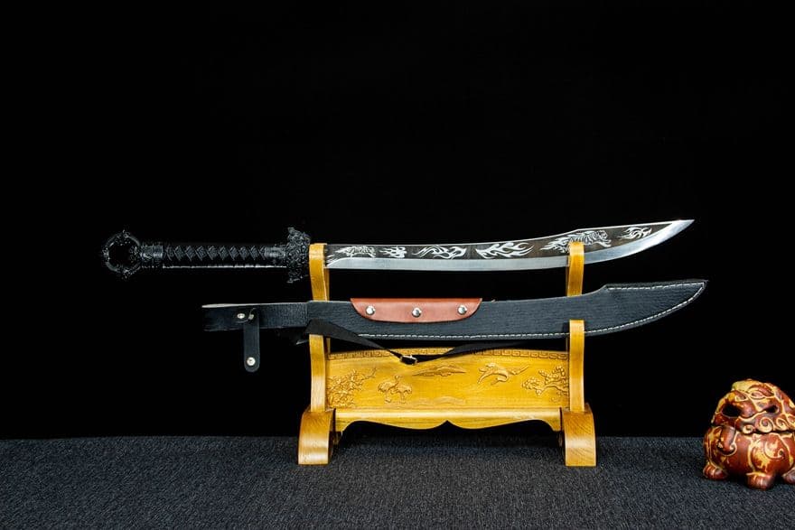 古兵器   武具　刀装具　日本刀　模造刀   居合刀 影虎牛尾刀