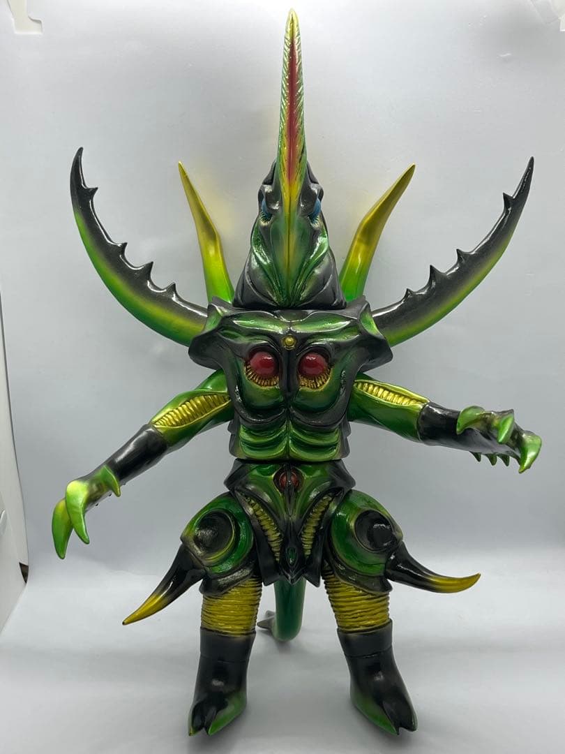 ヘラグラード・ジェードジョーカー　フィギュア　ソフビ