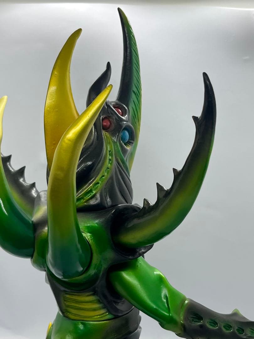 ヘラグラード・ジェードジョーカー　フィギュア　ソフビ