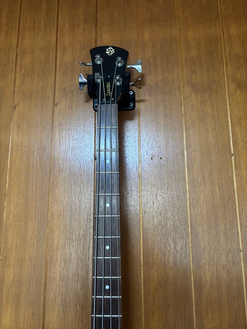 Specter 4弦アクティブBass中古