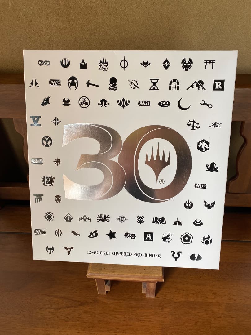 MTG：30th Anniversary　12ポケバインダー　Ultra•PRO