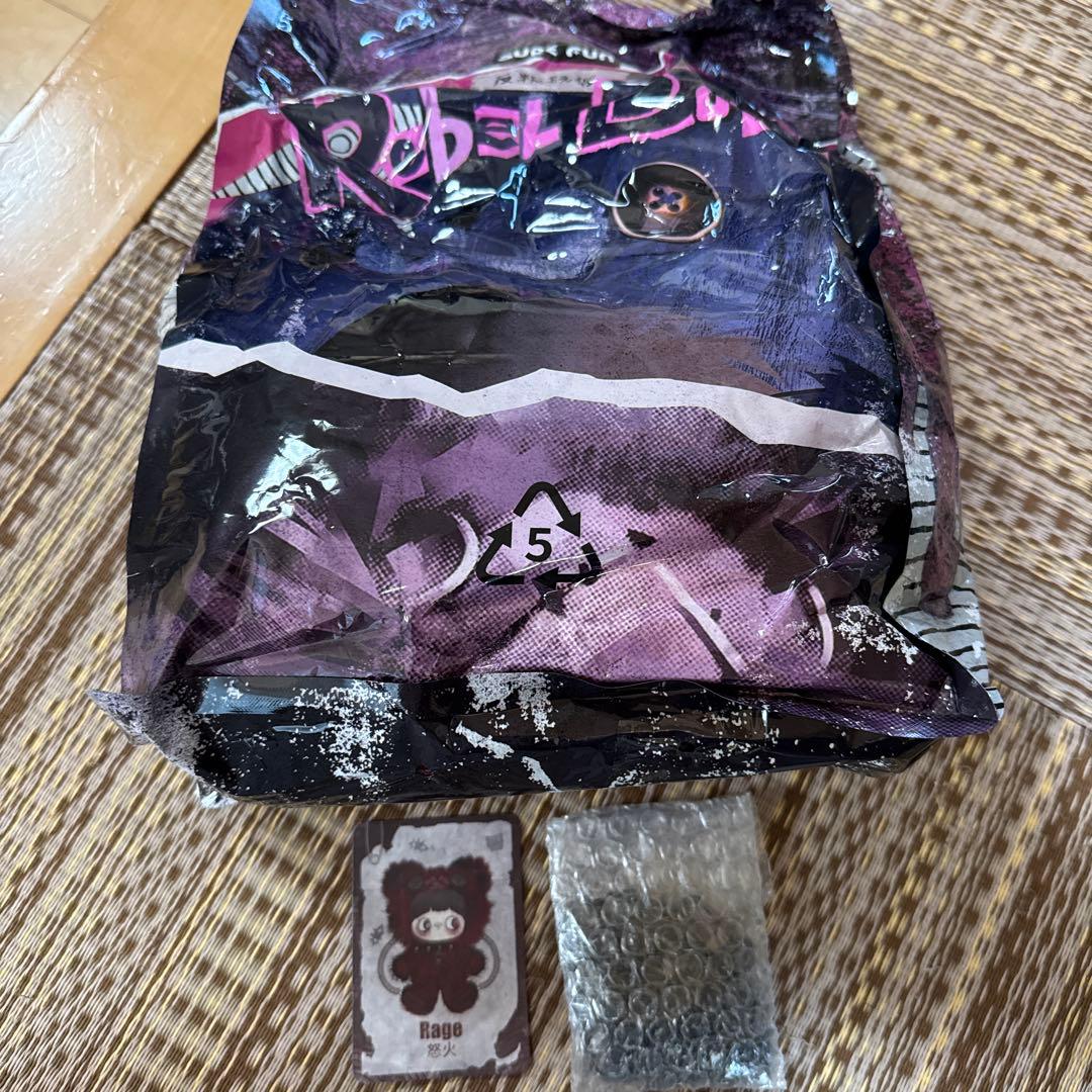 MayMei ぬいぐるみ　リュック　霉霉 反逆ぬいぐるみ　赤くま