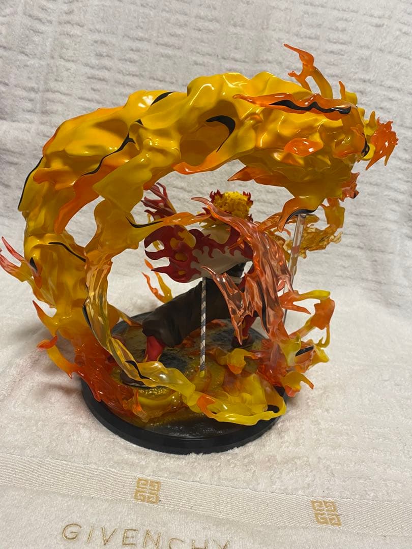 煉獄杏寿郎　1/8スケールフィギュア　炎の呼吸　奥義　玖ノ型・煉獄