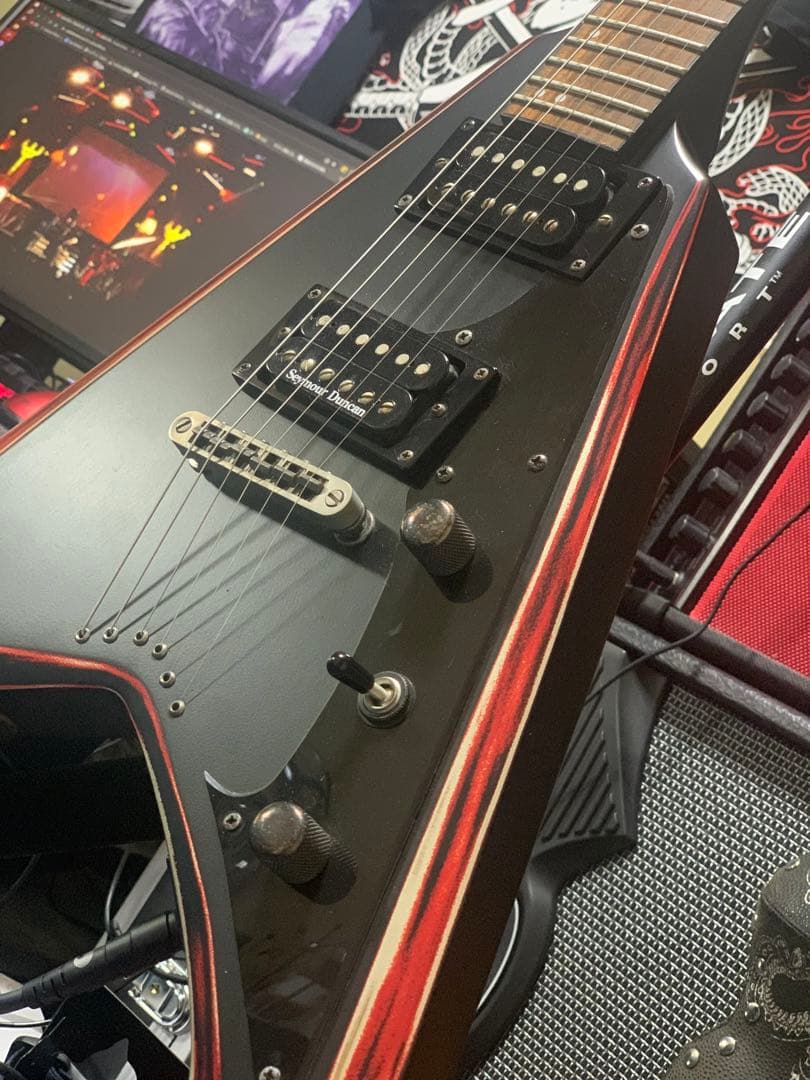 Spear Guitar(スピアーギター) Vanquish Javelin