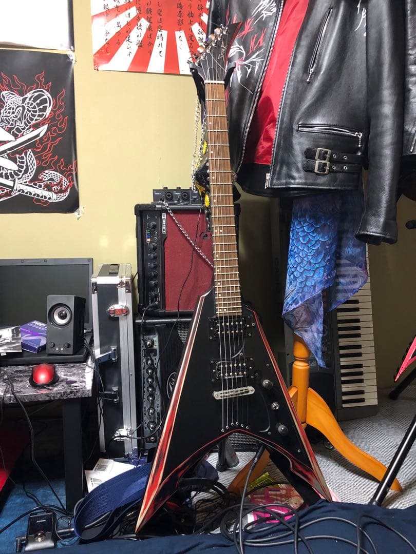 Spear Guitar(スピアーギター) Vanquish Javelin