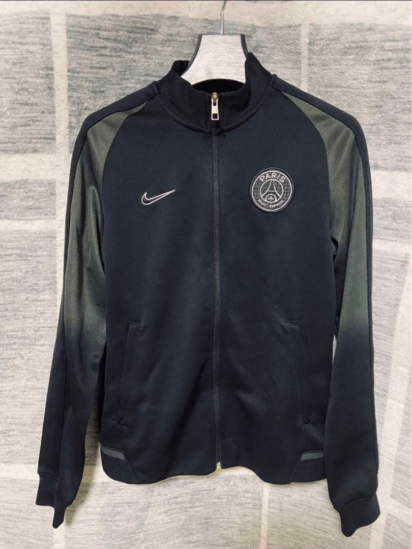 パリサンジェルマントラックジャケット