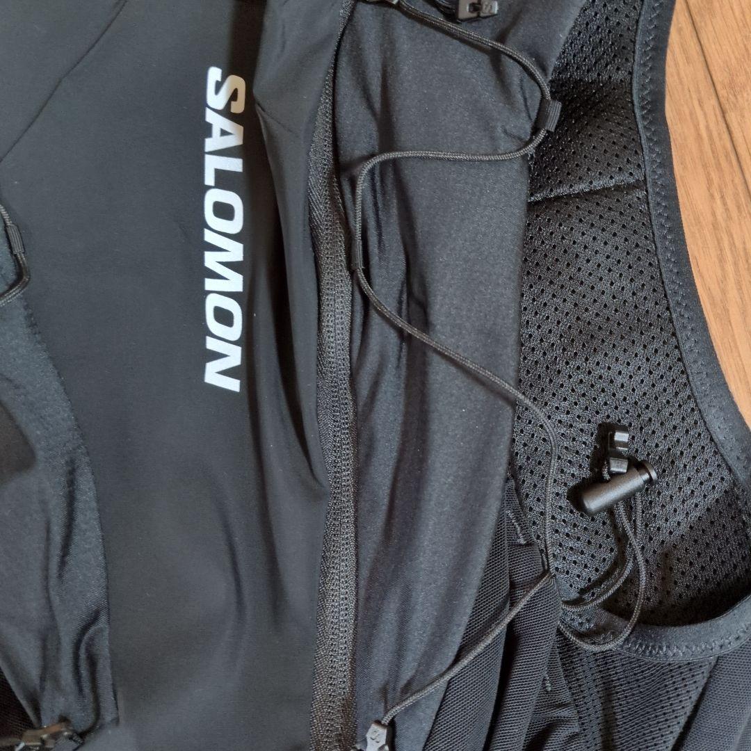 kazaky です。 SALOMON ADV SKIN 12 ブラック