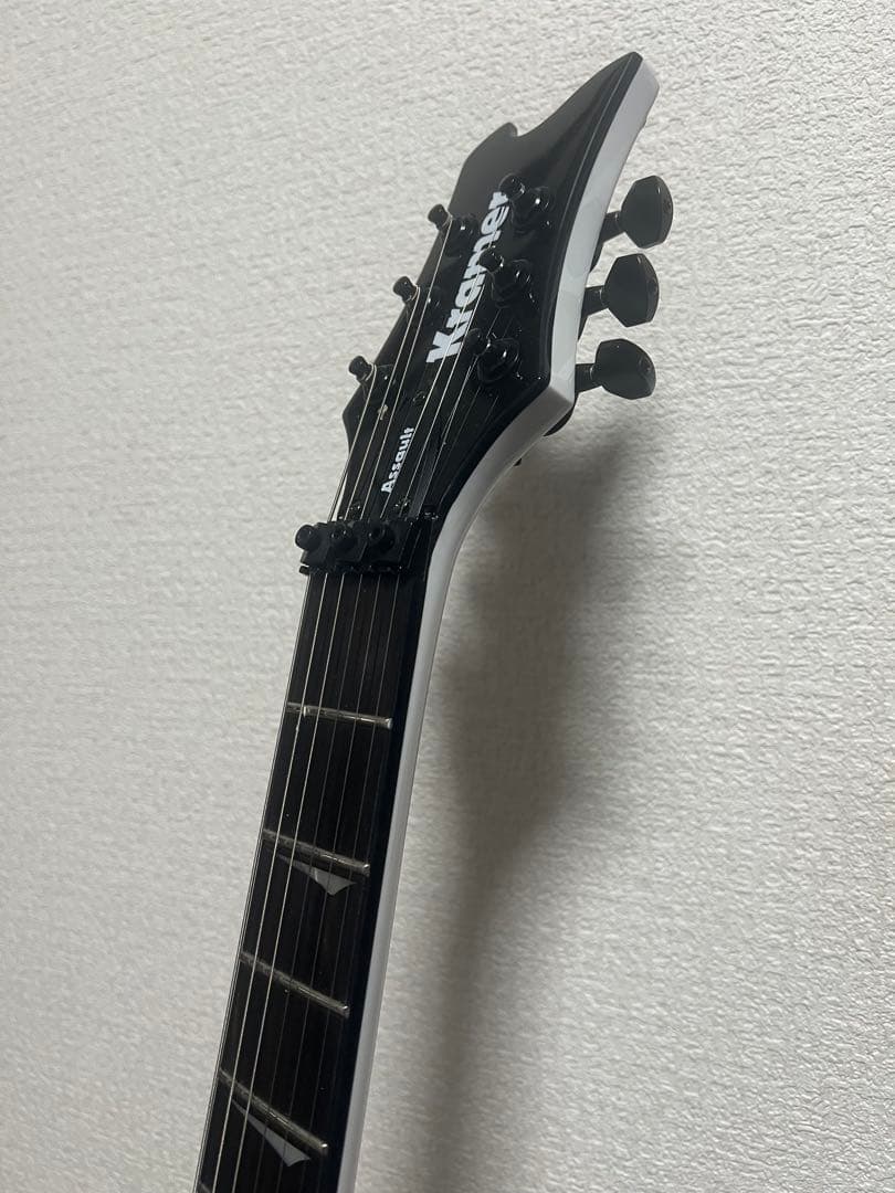 クレイマー アサルト 220 ホワイト レスポール エレキギター フロイドローズ